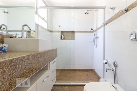 Apartamento à venda com 170m², 3 quartos e 3 vagasBanheiro da suíte 3