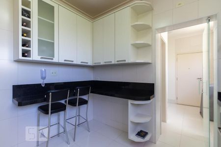 Apartamento à venda com 170m², 3 quartos e 3 vagasCozinha