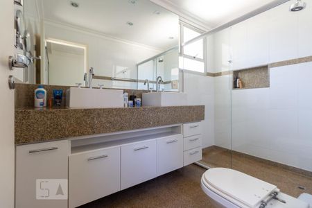 Apartamento à venda com 170m², 3 quartos e 3 vagasBanheiro da suíte 3