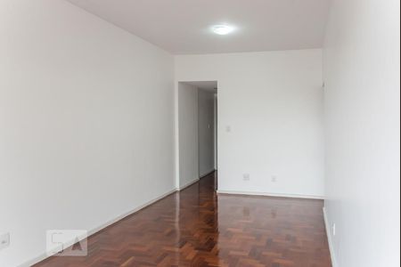 Sala  de apartamento para alugar com 2 quartos, 85m² em Grajaú, Rio de Janeiro