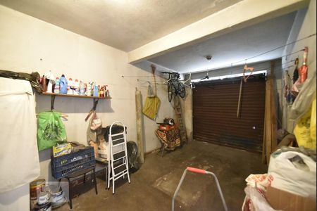Casa à venda com 140m², 5 quartos e 2 vagasGaragem coberta