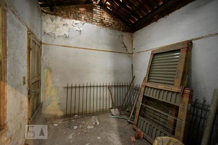Casa à venda com 140m², 5 quartos e 2 vagasQuarto 1 da casa antiga
