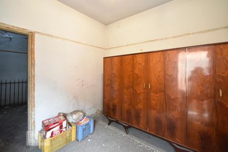 Casa à venda com 140m², 5 quartos e 2 vagasQuarto 2 da casa antiga