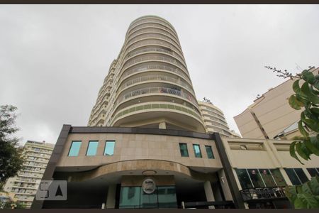 Fachada do Condomínio de apartamento para alugar com 3 quartos, 84m² em Catete, Rio de Janeiro