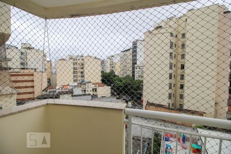 Apartamento para alugar com 84m², 3 quartos e 1 vaga Apartamento para alugar com 84m², 3 quartos e 1 vagaVaranda do Quarto 2