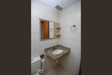 Apartamento para alugar com 84m², 3 quartos e 1 vaga Apartamento para alugar com 84m², 3 quartos e 1 vagaBanheiro da Suíte