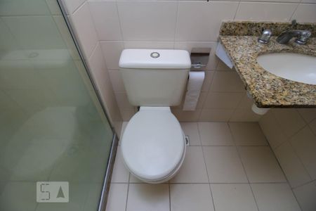Apartamento para alugar com 84m², 3 quartos e 1 vaga Apartamento para alugar com 84m², 3 quartos e 1 vagaBanheiro da Suíte