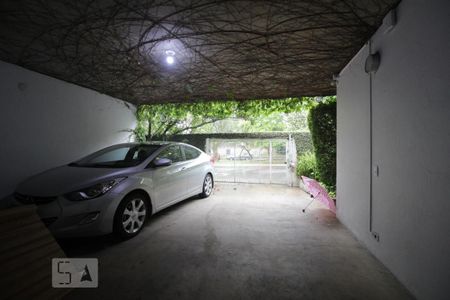 Casa à venda com 250m², 4 quartos e 3 vagasGaragem