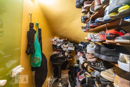 Casa à venda com 187m², 3 quartos e 4 vagasSapateiro