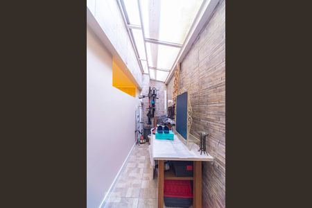 Casa à venda com 187m², 3 quartos e 4 vagasCorredor e Quintal