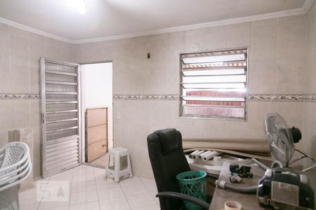 Casa à venda com 120m², 3 quartos e 2 vagasQuarto 3