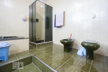 Casa à venda com 400m², 5 quartos e 4 vagasBanheiro Suíte 2