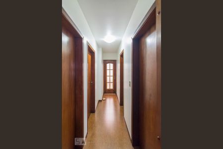 Apartamento à venda com 140m², 4 quartos e 2 vagasCorredor