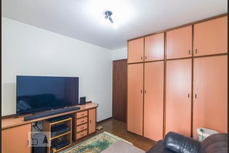 Apartamento à venda com 140m², 4 quartos e 2 vagasQuarto 2