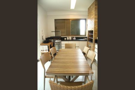 Apartamento à venda com 600m², 6 quartos e 5 vagasCozinha Gourmet