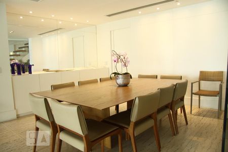 Sala de apartamento à venda com 6 quartos, 600m² em Barra da Tijuca, Rio de Janeiro