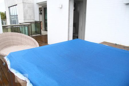 Apartamento à venda com 600m², 6 quartos e 5 vagasPiscina