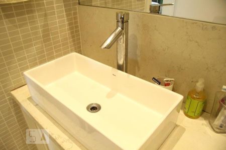 Apartamento à venda com 600m², 6 quartos e 5 vagasBanheiro da Suíte 1