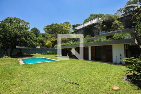 Piscina de casa para alugar com 4 quartos, 1050m² em Vila Morumbi, São Paulo