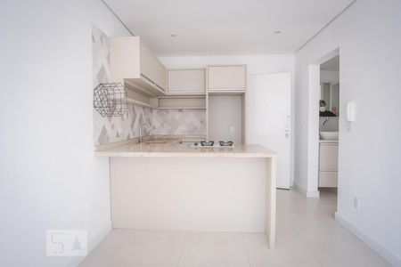 Sala e Cozinha de apartamento para alugar com 1 quarto, 35m² em Centro, Curitiba