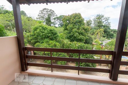 Casa de condomínio à venda com 304m², 4 quartos e 3 vagasVista do quarto 2