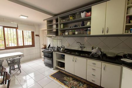 Casa de condomínio à venda com 304m², 4 quartos e 3 vagasCozinha - Armários