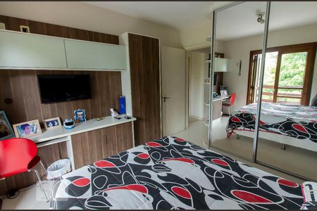 Casa de condomínio à venda com 304m², 4 quartos e 3 vagasQuarto 2