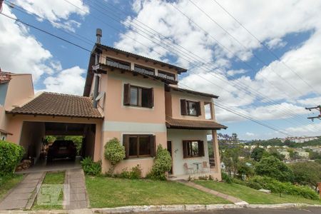 Casa de condomínio à venda com 304m², 4 quartos e 3 vagasFachada