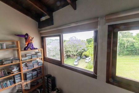 Casa de condomínio à venda com 304m², 4 quartos e 3 vagasSótão