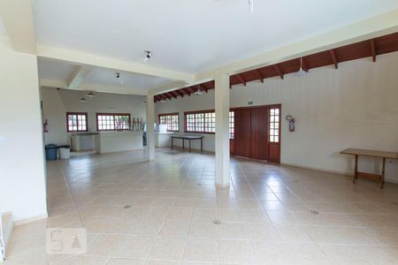 Casa de condomínio à venda com 304m², 4 quartos e 3 vagasÁrea comum - Salão de festas