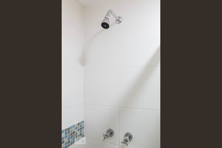 Studio para alugar com 31m², 1 quarto e sem vaga Studio para alugar com 31m², 1 quarto e sem vagaChuveiro