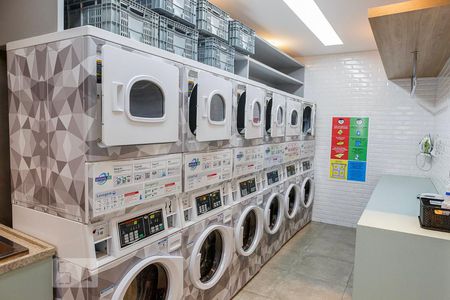 Studio para alugar com 31m², 1 quarto e sem vaga Studio para alugar com 31m², 1 quarto e sem vagaLavanderia