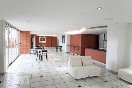 Apartamento para alugar com 38m², 1 quarto e 1 vaga Apartamento para alugar com 38m², 1 quarto e 1 vagaÁrea comum - Salão de festas