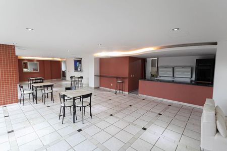 Apartamento para alugar com 38m², 1 quarto e 1 vaga Apartamento para alugar com 38m², 1 quarto e 1 vagaÁrea comum - Salão de festas