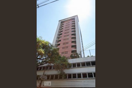 Apartamento para alugar com 38m², 1 quarto e 1 vaga Apartamento para alugar com 38m², 1 quarto e 1 vagaFachada do prédio