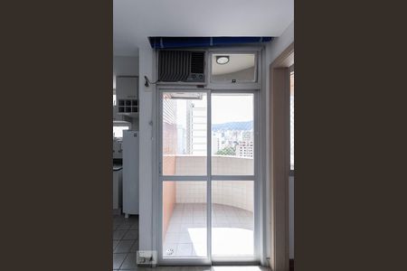 Varanda da sala de apartamento para alugar com 1 quarto, 38m² em São Pedro, Belo Horizonte