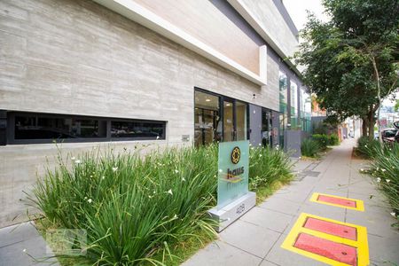 Studio à venda com 24m², 1 quarto e sem vaga Studio à venda com 24m², 1 quarto e sem vagaEntrada