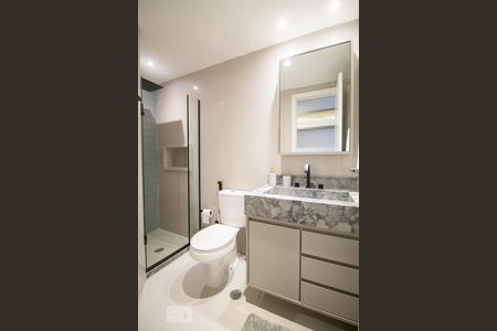 Studio à venda com 24m², 1 quarto e sem vaga Studio à venda com 24m², 1 quarto e sem vagaBanheiro