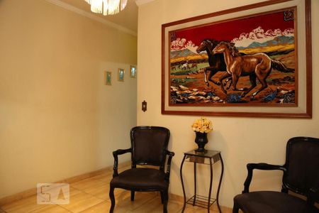 Casa à venda com 176m², 2 quartos e 3 vagasQuarto 2 - Suíte