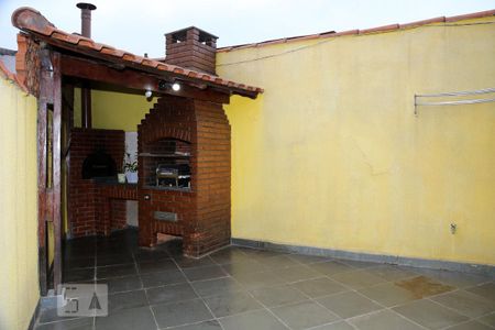 Casa à venda com 176m², 2 quartos e 3 vagasChurrasqueira