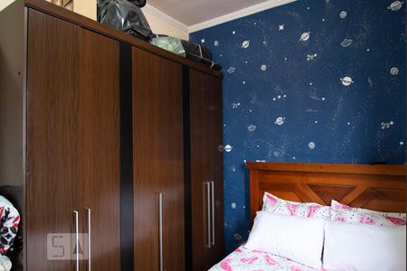 Casa à venda com 200m², 3 quartos e 2 vagas Casa à venda com 200m², 3 quartos e 2 vagasQuarto 2