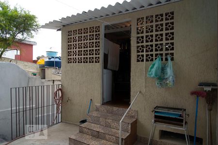 Casa à venda com 200m², 3 quartos e 2 vagas Casa à venda com 200m², 3 quartos e 2 vagasQuintal