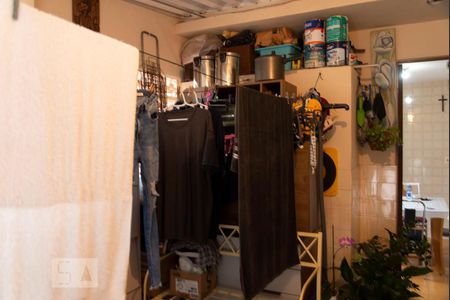 Casa à venda com 200m², 3 quartos e 2 vagas Casa à venda com 200m², 3 quartos e 2 vagasLavanderia