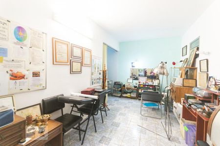 Casa à venda com 291m², 4 quartos e 5 vagasSalão