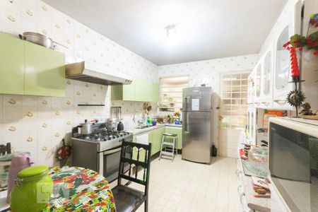 Casa à venda com 291m², 4 quartos e 5 vagasCozinha