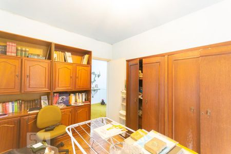 Casa à venda com 291m², 4 quartos e 5 vagasQuarto 2