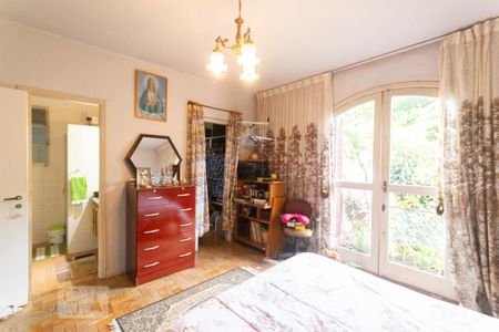 Casa à venda com 291m², 4 quartos e 5 vagasSuíte 1