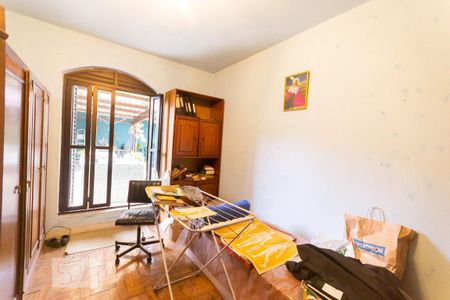 Casa à venda com 291m², 4 quartos e 5 vagasQuarto 2