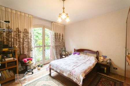 Casa à venda com 291m², 4 quartos e 5 vagasSuíte 1