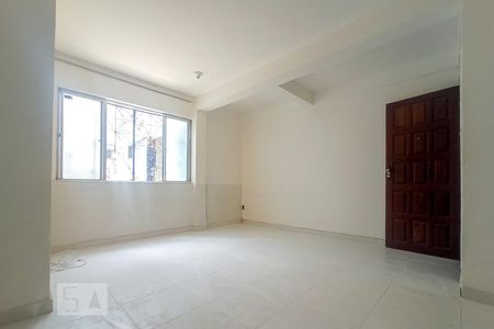Sala de apartamento para alugar com 3 quartos, 70m² em Vila Laura, Salvador